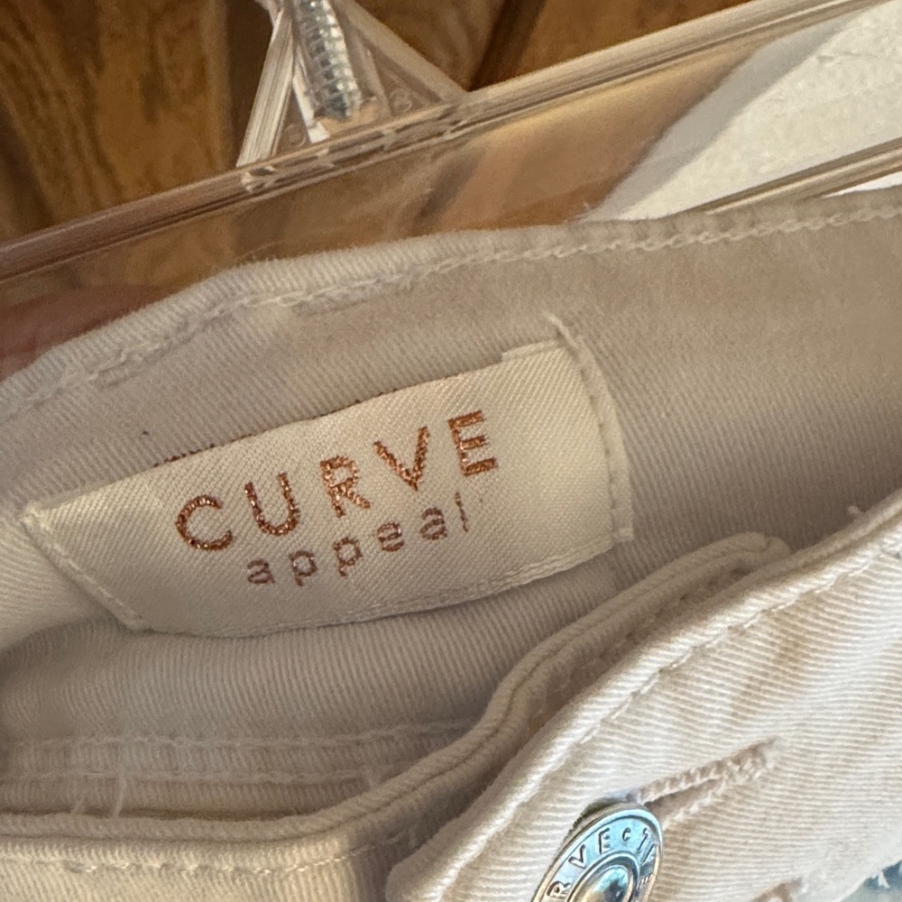 White jeans - Picture 2 of 4